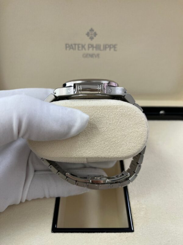 Patek Philippe Nautilus Annual Calendar Stainless Steel with Blue Dial/ Moon Phase (Ref#5726/1A-014) - Image 11