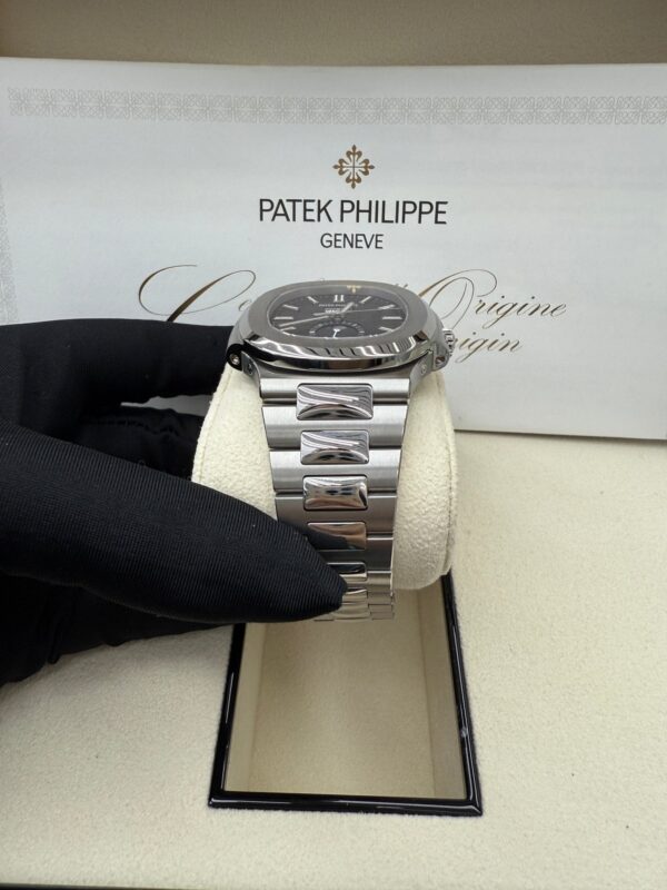 Patek Philippe Nautilus Annual Calendar Stainless Steel with Blue Dial/ Moon Phase (Ref#5726/1A-014) - Image 6