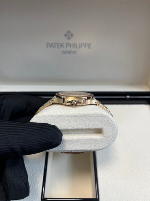 Patek Philippe Nautilus Automatic Rose Gold Baguette Cognac Bezel 7118/1300R-001 - Image 20