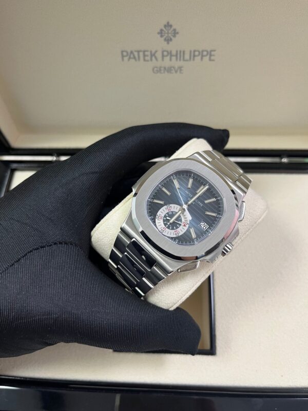 Patek Philippe Nautilus Chronograph REF 5980/1A-001 - Image 6