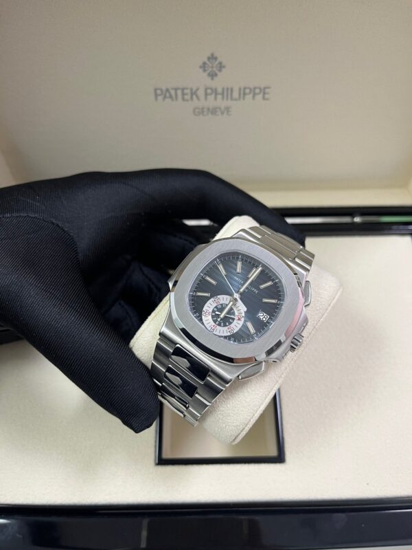 Patek Philippe Nautilus Chronograph REF 5980/1A-001 - Image 17