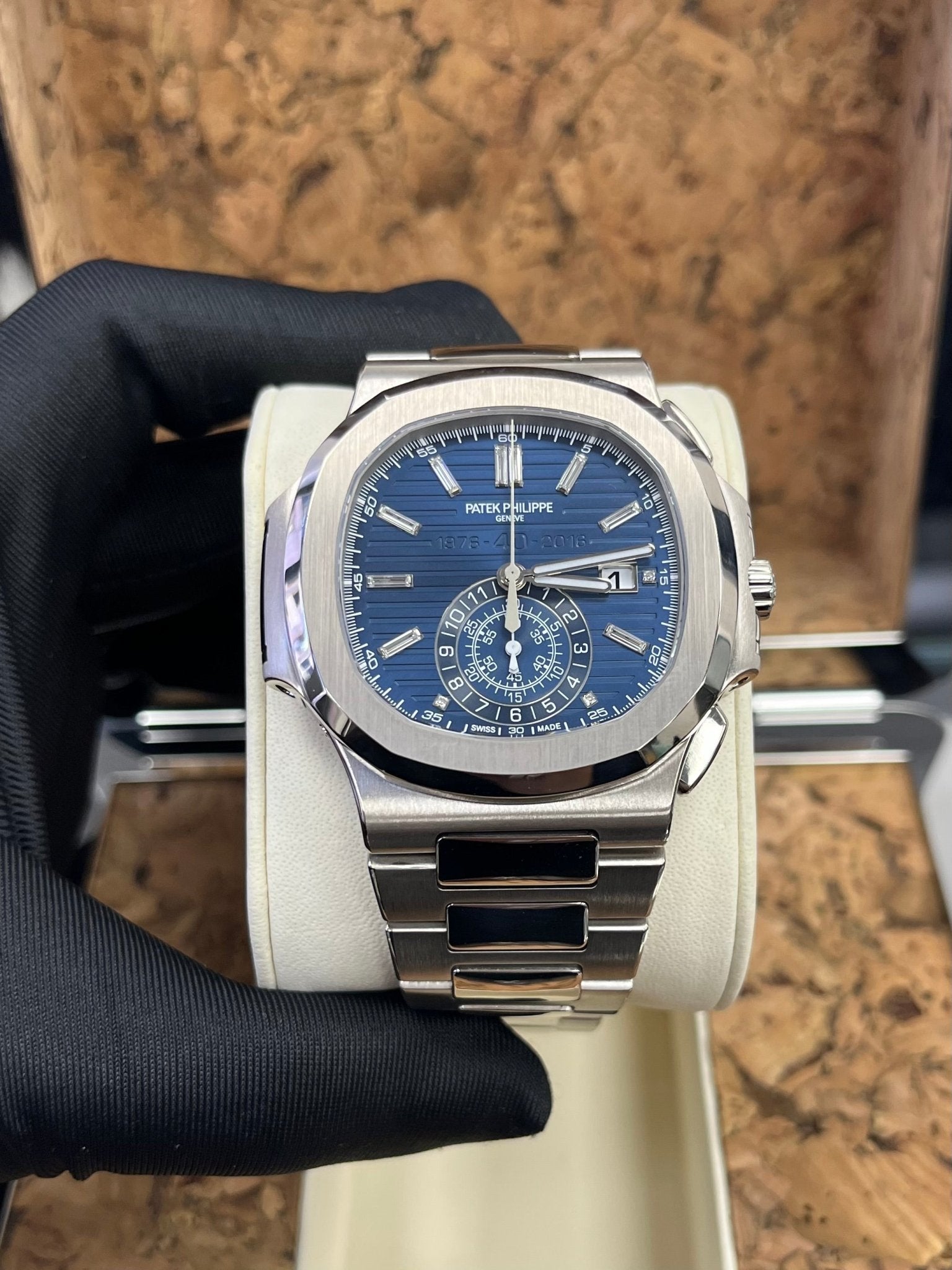 Patek Philippe Nautilus Chronograph White Gold Blue Dial 44mm 5976/1G-001 - Image 4