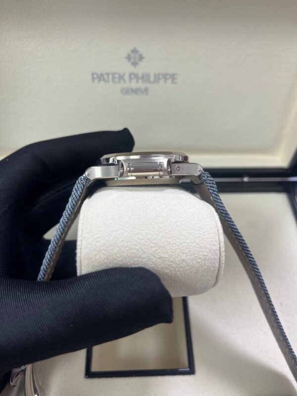 Patek Philippe Nautilus Flyback Chronograph White Gold Blue-Gray Dial 5980/60G - Image 13