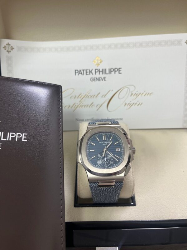 Patek Philippe Nautilus Flyback Chronograph White Gold Blue-Gray Dial 5980/60G - Image 5