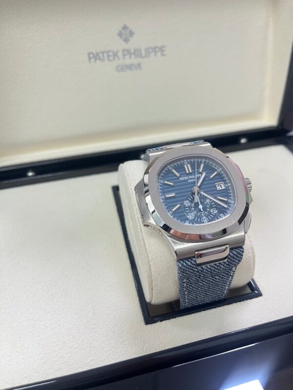 Patek Philippe Nautilus Flyback Chronograph White Gold Blue-Gray Dial 5980/60G - Image 8