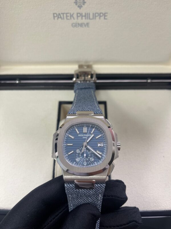 Patek Philippe Nautilus Flyback Chronograph White Gold Blue-Gray Dial 5980/60G - Image 4