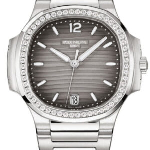 Patek Philippe Nautilus Ladies 35.2mm 7118/1200A-011