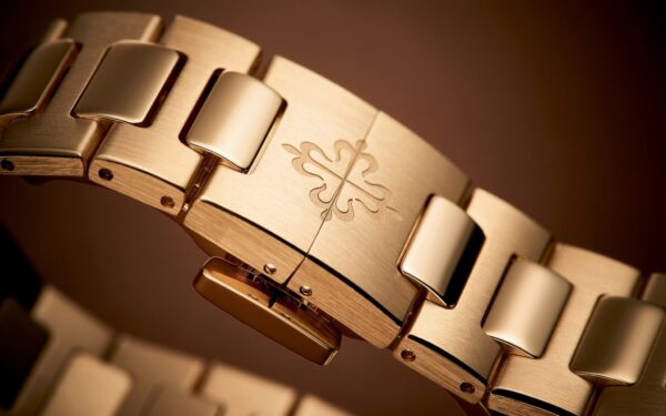 Patek Philippe Nautilus Ladies Automatic - 35.2 mm - Rose Gold - Golden Brown Opaline Dial 7118/1R-010 - Image 4