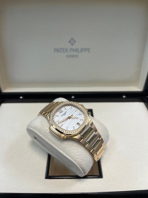 Patek Philippe Nautilus Ladies Rose Gold Nautilus White Dial Diamond Bezel 7118/1200R-001 - Image 8
