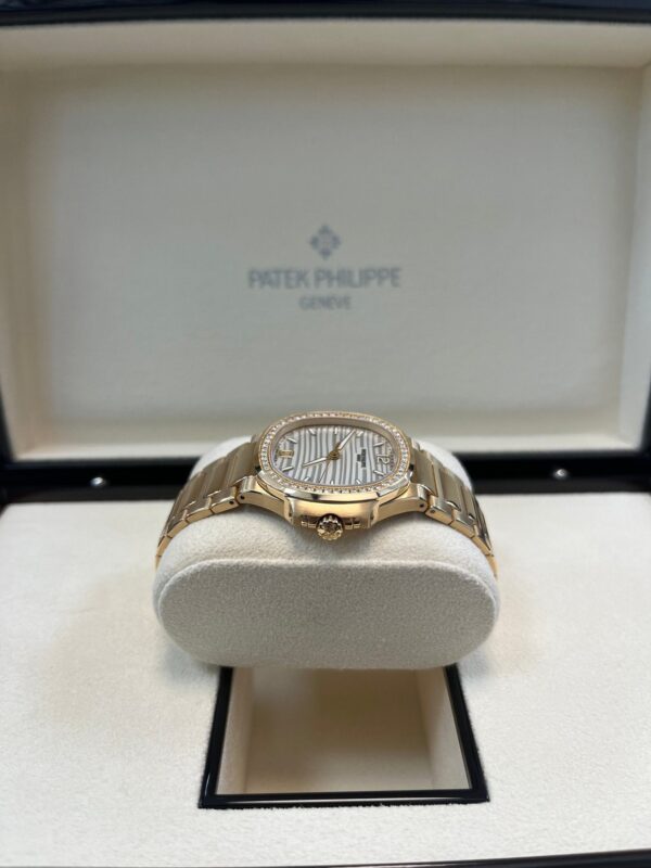 Patek Philippe Nautilus Ladies Rose Gold Nautilus White Dial Diamond Bezel 7118/1200R-001 - Image 7