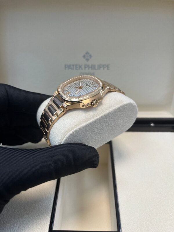 Patek Philippe Nautilus Ladies Rose Gold Nautilus White Dial Diamond Bezel 7118/1200R-001 - Image 18