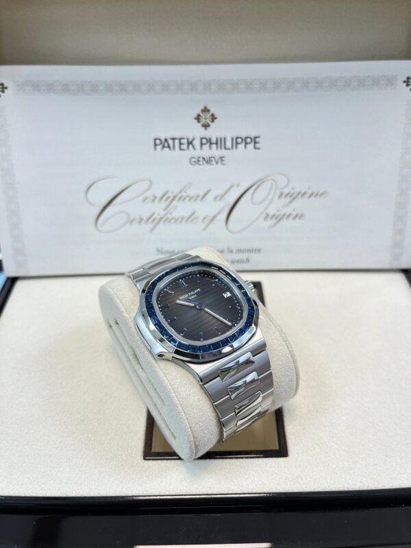 Patek Philippe Nautilus Platinum Blue Sapphire 5711/111P-001 - Image 8
