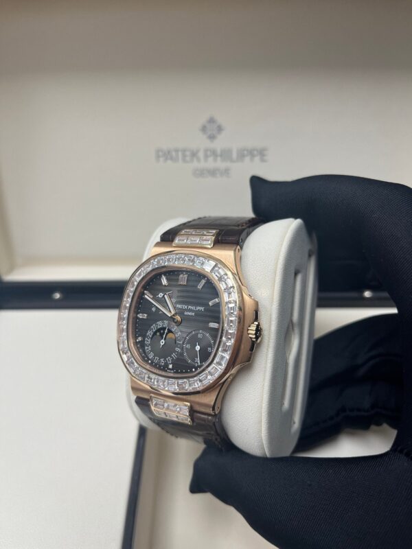 Patek Philippe Nautilus Rose Gold Diamond Bezel & Moon Phase Brown Dial 5724R 001 - Image 2