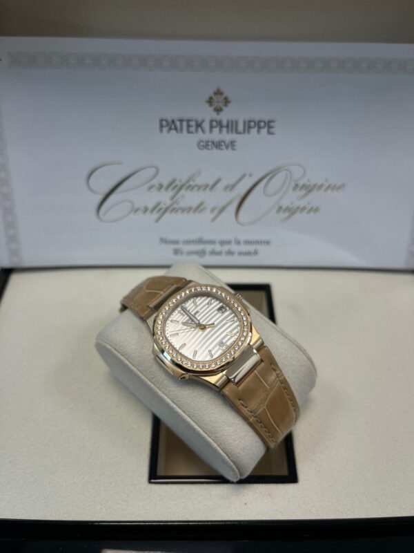 Patek Philippe Nautilus Rose Gold Nautilus Quartz 32mm 7010R-011 - Image 12