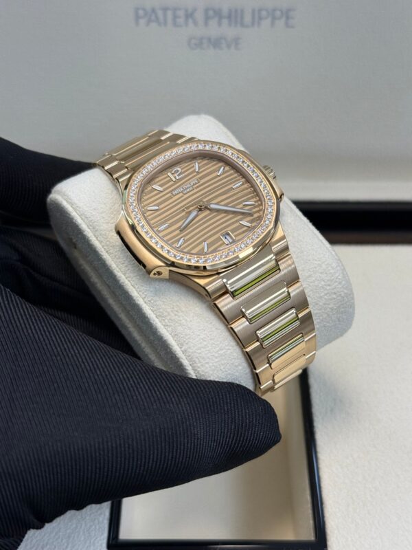 Patek Philippe Nautilus Rose Gold (Ref#7118/1200R-010) - Image 5