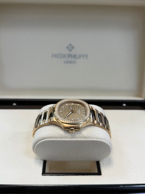 Patek Philippe Nautilus Rose Gold (Ref#7118/1200R-010) - Image 15