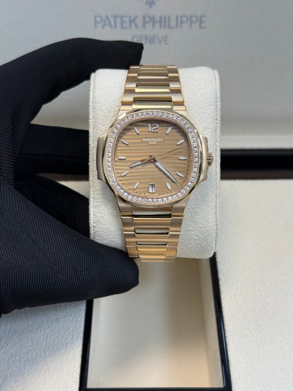 Patek Philippe Nautilus Rose Gold (Ref#7118/1200R-010) - Image 17