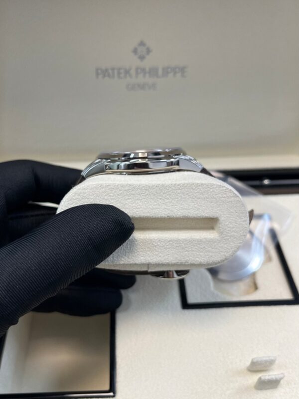 Patek Philippe Perpetual Calendar Grand Complications Salmon Dial Perpetual Calendar (Reference # 5320G) - Image 13