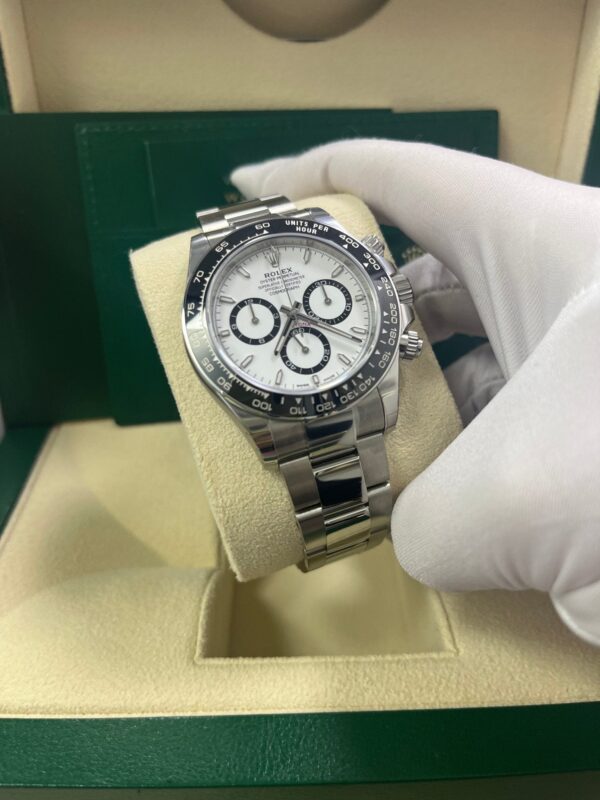 Rolex Cosmograph Daytona Black Cerachrom Bezel - White Index Dial Oyster Bracelet 126500ln - Image 7