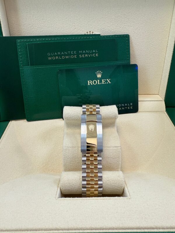 Rolex Datejust 36 Silver Roman Dial Fluted Jubilee Bracelet 126233 - Image 10