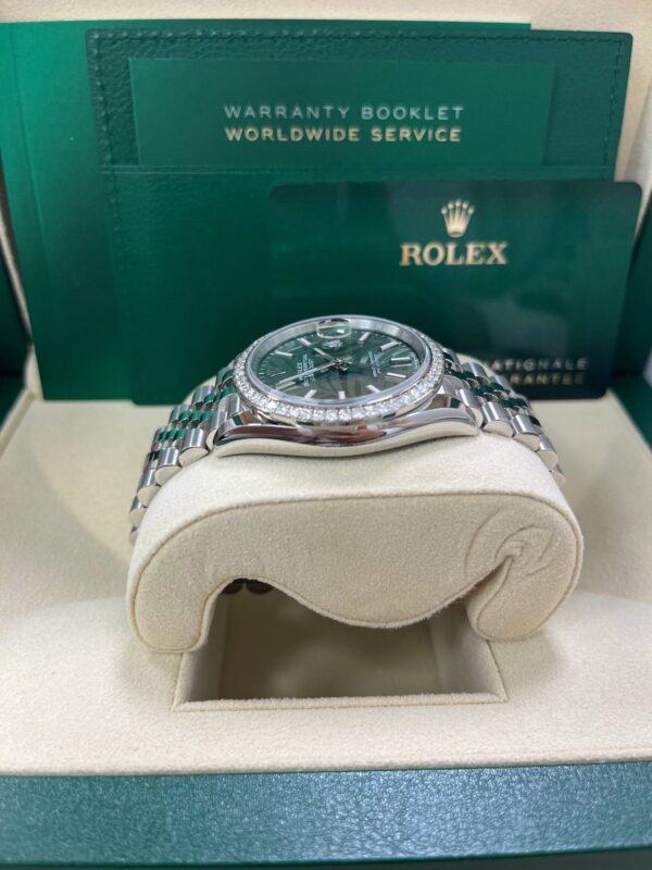Rolex Datejust 36 Steel Diamond Bezel Olive Green Palm Index Dial Jubilee Band 126284rbr - Image 7