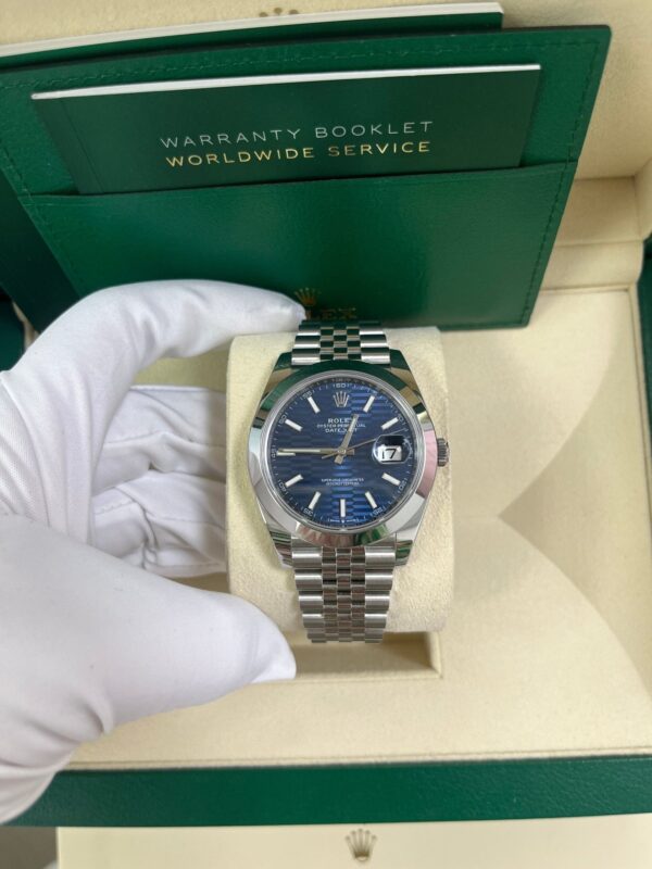 Rolex Datejust 41 Blue Motif Dial Smooth Bezel Jubilee Bracelet 126300 - Image 10