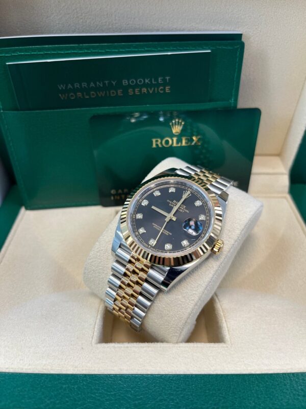 Rolex Datejust 41 Steel and Yellow Gold Black Diamond Jubilee 126333 - Image 10