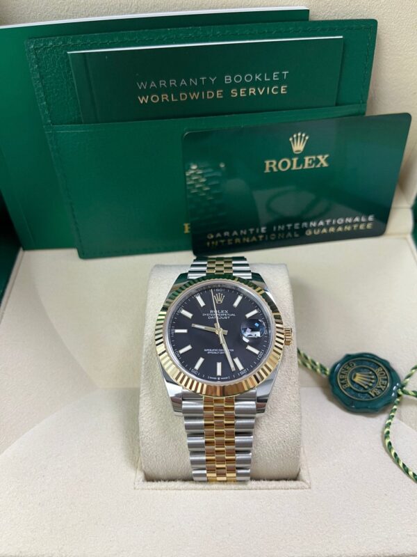 Rolex Datejust 41 Steel and Yellow Gold Fluted Bezel Black Index Dial Jubilee Bracelet 126333 - Image 5