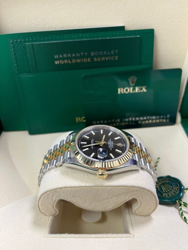 Rolex Datejust 41 Steel and Yellow Gold Fluted Bezel Black Index Dial Jubilee Bracelet 126333 - Image 7