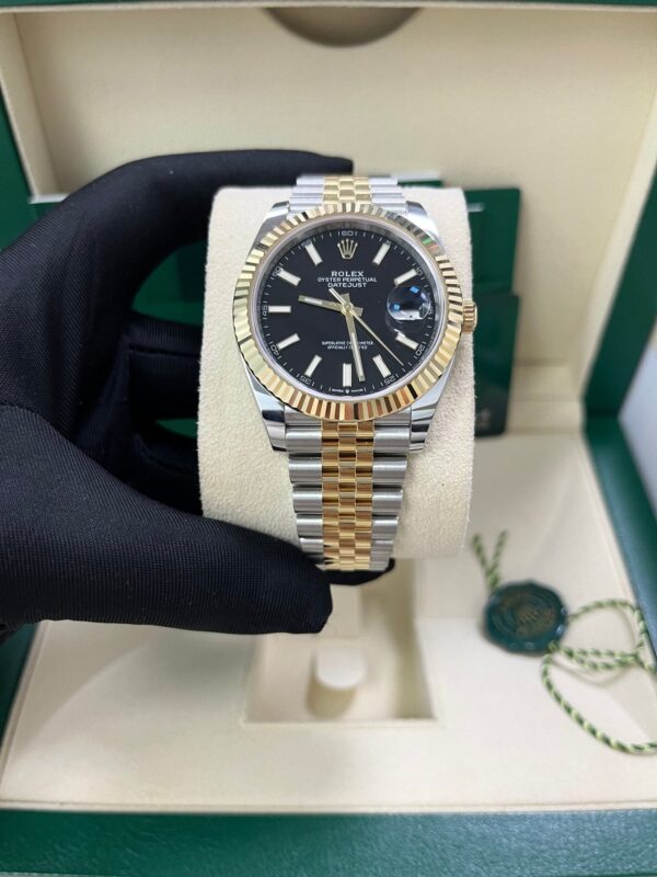 Rolex Datejust 41 Steel and Yellow Gold Fluted Bezel Black Index Dial Jubilee Bracelet 126333 - Image 4