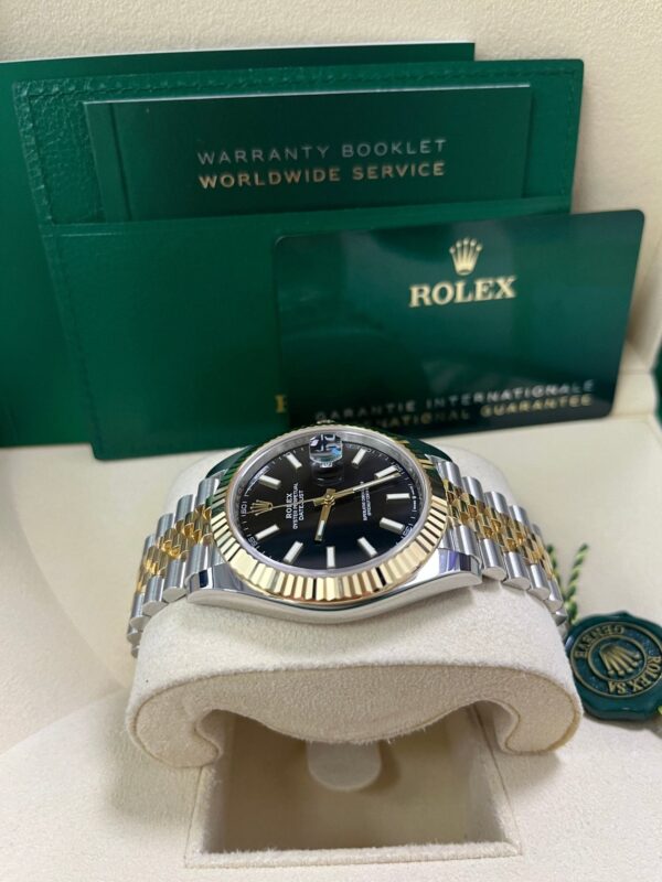 Rolex Datejust 41 Steel and Yellow Gold Fluted Bezel Black Index Dial Jubilee Bracelet 126333 - Image 6