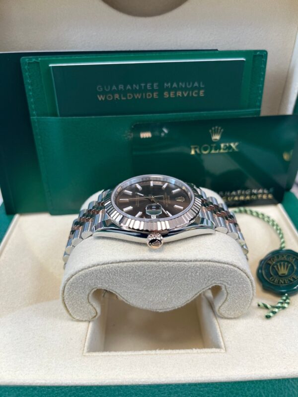 Rolex Datejust 41 Two-Tone Stainless Steel and Rose Gold/ Chocolate Index Dial/ Fluted Bezel/ Jubilee Bracelet (Ref#126331) - Image 6