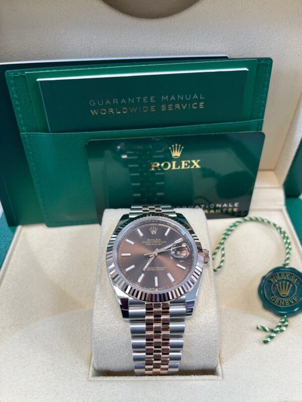 Rolex Datejust 41 Two-Tone Stainless Steel and Rose Gold/ Chocolate Index Dial/ Fluted Bezel/ Jubilee Bracelet (Ref#126331) - Image 4