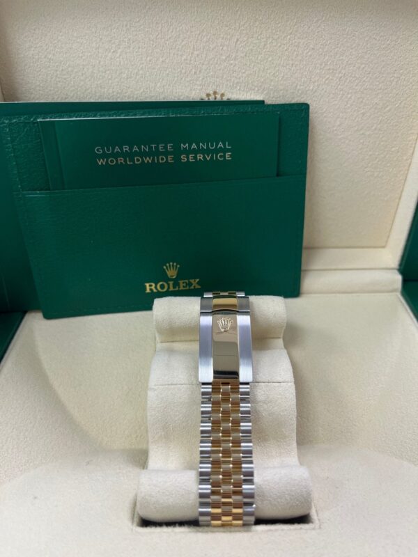 Rolex Datejust 41 Two-Tone Yellow Gold & Stainless Steel - Grey Slate Roman Wimbledon Dial - Fluted Bezel - Jubilee Bracelet (Ref# 126333) - Image 7