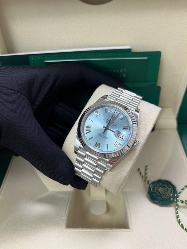 Rolex Day-Date 40 Platinum Day-Date 40 Watch - Fluted Bezel - Ice Blue Roman Dial President Bracelet 228236 - Image 4
