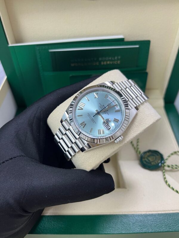Rolex Day-Date 40 Platinum Day-Date 40 Watch - Fluted Bezel - Ice Blue Roman Dial President Bracelet 228236 - Image 7