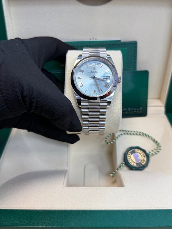 Rolex Day-Date 40 Platinum/ Ice-blue dial /President bracelet (Ref # 228206) - Image 2