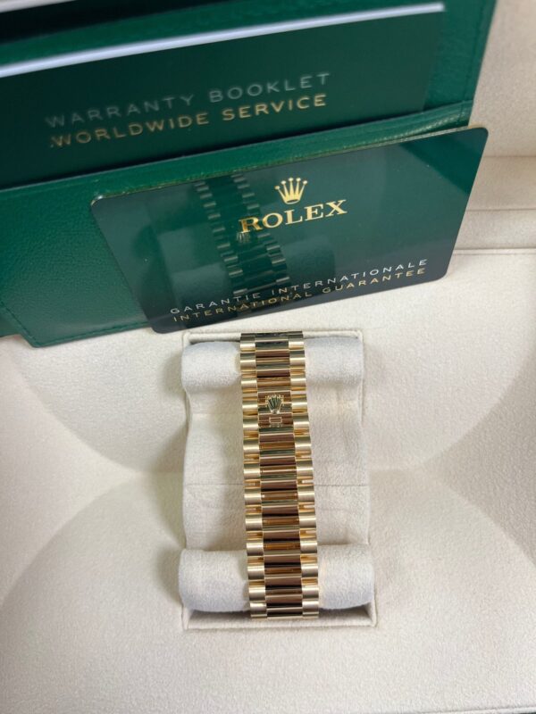 Rolex Day-Date 40mm Ombre Green Roman Dial New Release 228238 - Image 2