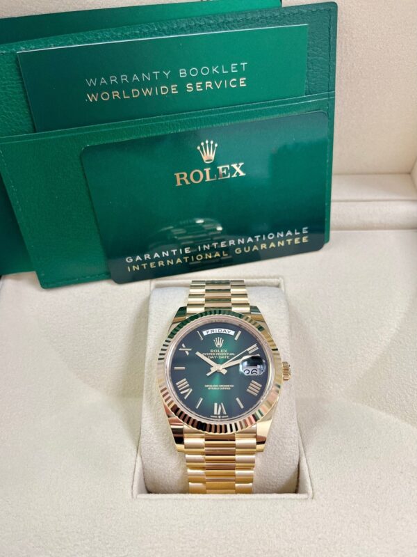 Rolex Day-Date 40mm Ombre Green Roman Dial New Release 228238 - Image 8