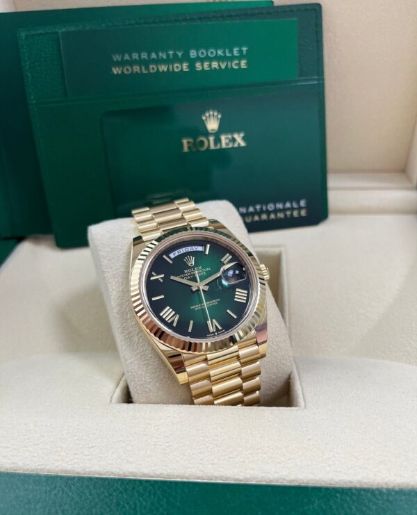 Rolex Day-Date 40mm Ombre Green Roman Dial New Release 228238 - Image 10