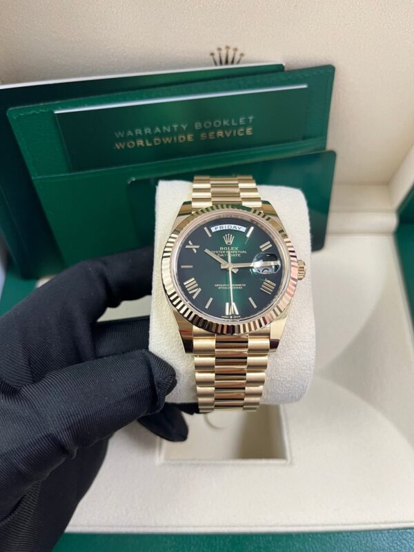 Rolex Day-Date 40mm Ombre Green Roman Dial New Release 228238 - Image 7