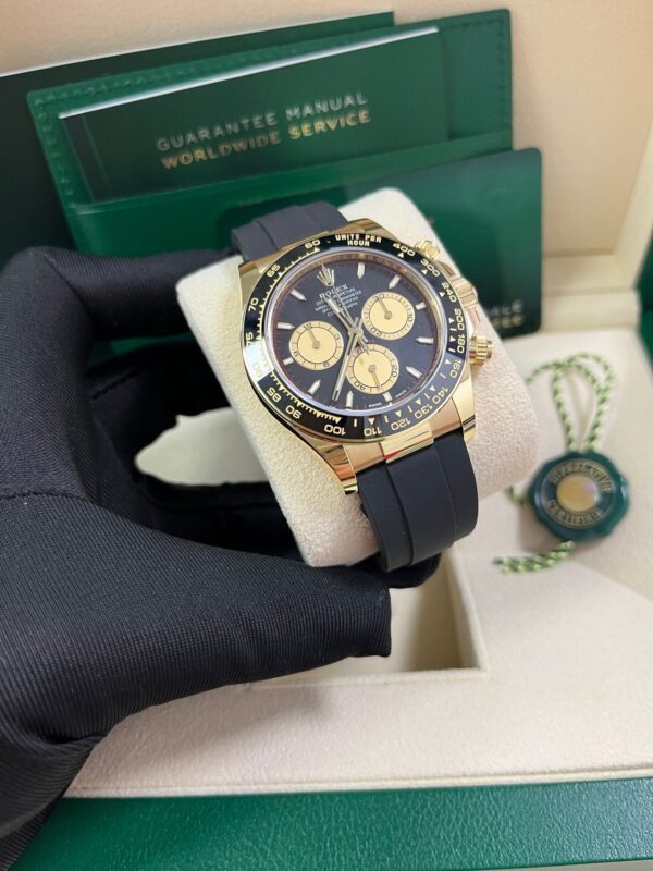 Rolex Daytona 18k Yellow Gold Paul Newman Dial 126518LN - Image 9