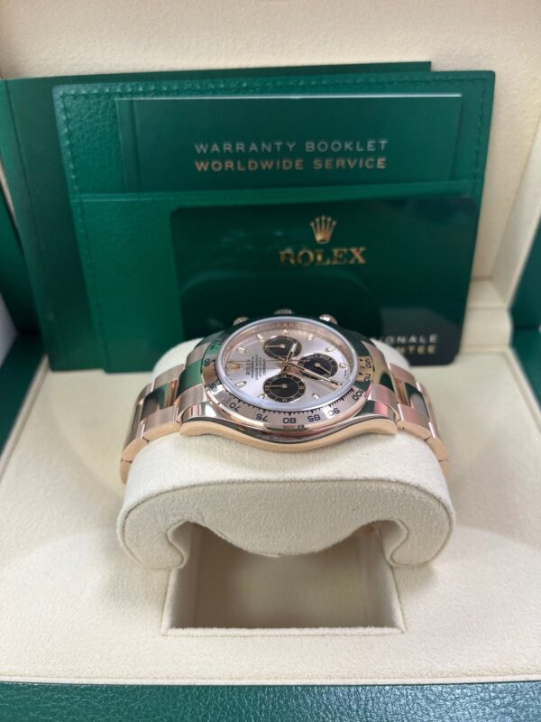 Rolex Daytona 40mm/ 18k Rose Gold/ Sundust Index Cosmograph Dial/ Black Sub-dials (Ref# 116505) - Image 8