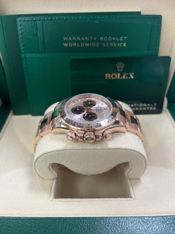 Rolex Daytona 40mm/ 18k Rose Gold/ Sundust Index Cosmograph Dial/ Black Sub-dials (Ref# 116505) - Image 7