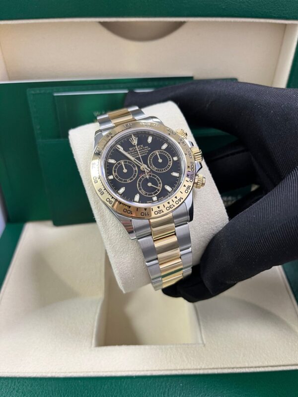 Rolex Daytona 40mm Yellow Rolesor Cosmograph - Black Index Dial (Ref# 116503) - Image 7