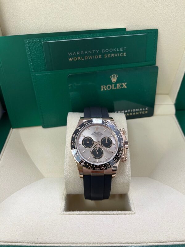 Rolex Daytona Cosmograph Daytona Black Bezel - Sundust And Black Index Dial - Oysterflex Strap 126515ln - Image 5