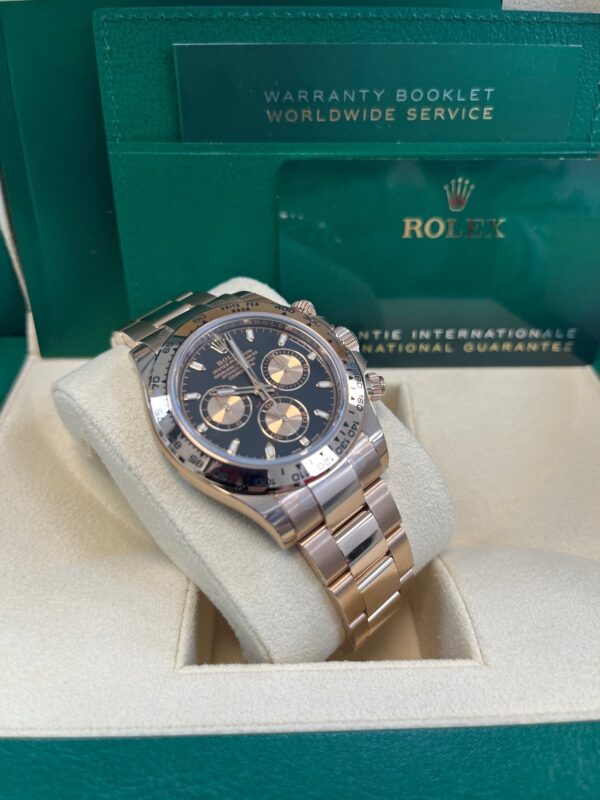 Rolex Daytona Everose Gold Cosmograph/ Black Index Dial (Ref# 116505) - Image 7