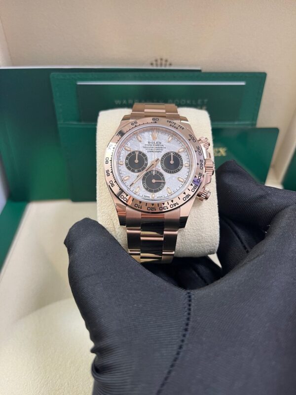 Rolex Daytona Rose Gold Cosmograph Daytona 40 Watch - Meteorite and Black Dial-Oyster Bracelet 116505 - Image 4