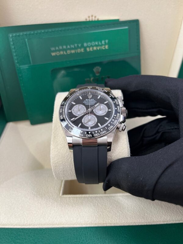 Rolex Daytona White Gold Cosmograph Daytona Black Bezel - Black And Steel Index Dial 126519LN - Image 8