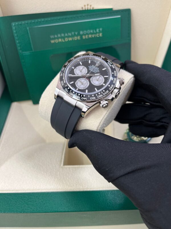 Rolex Daytona White Gold Cosmograph Daytona Black Bezel - Black And Steel Index Dial 126519LN - Image 2